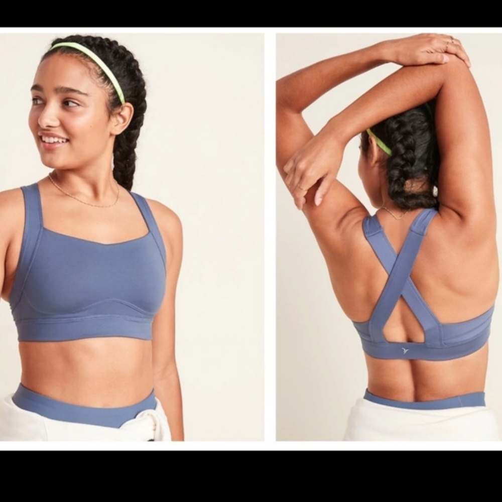Old Navy Cross-Back Sports Bra